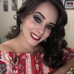 Meet your Posher, Mayra